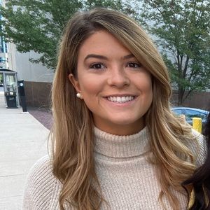 Meet your Posher, Melissa